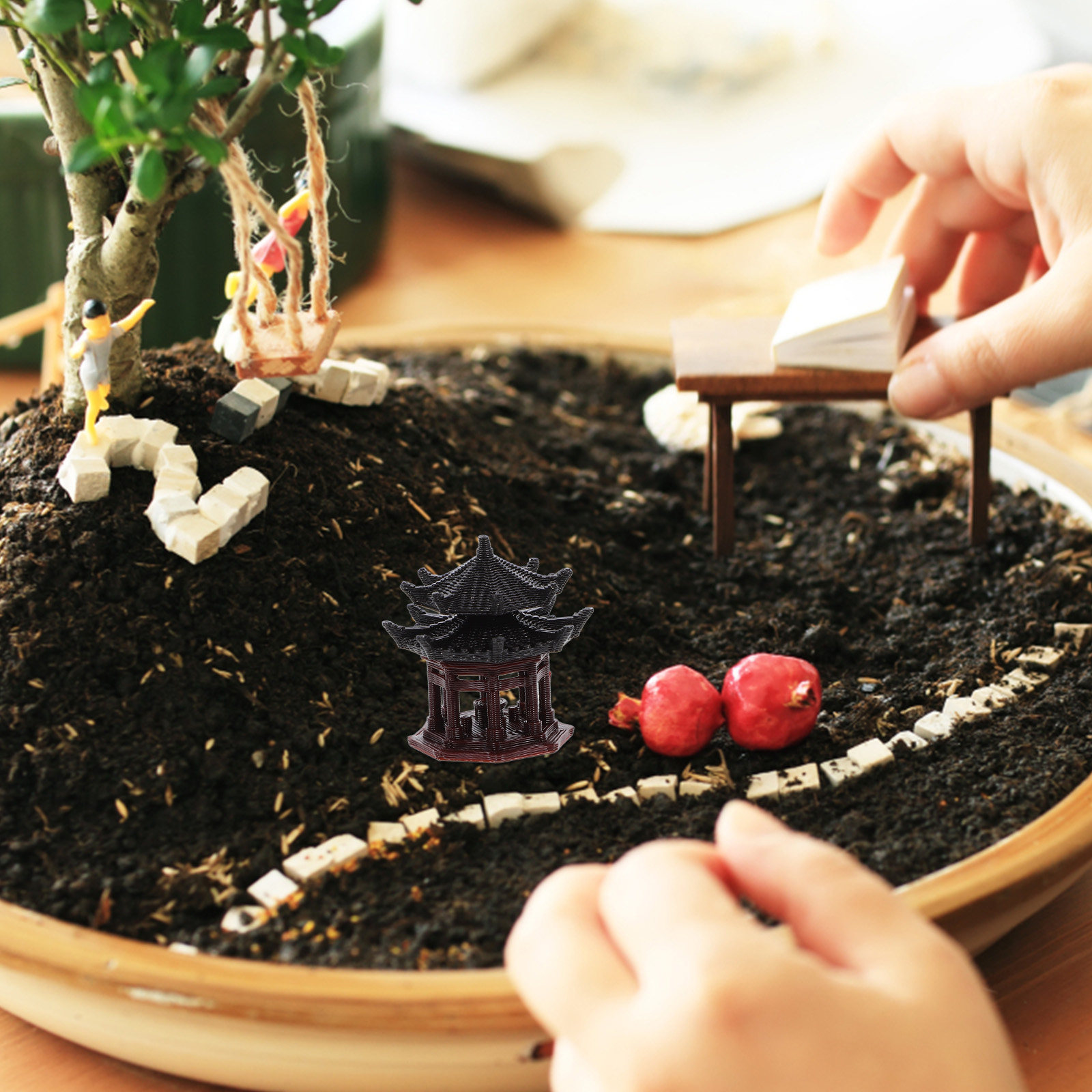 زينة بلاستيكية أنيقة على شكل ج - مراجعة Bonsai Garden Landscape Design وسعره